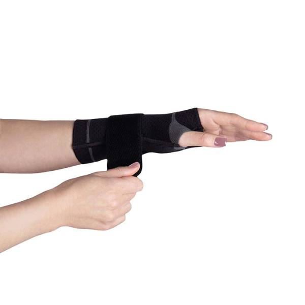 Бандаж компрессионный на лучезапястный сустав со съемной стяжкой (левый) Т-8381С/3(L) Evolution Silver (Т.36.81С) 